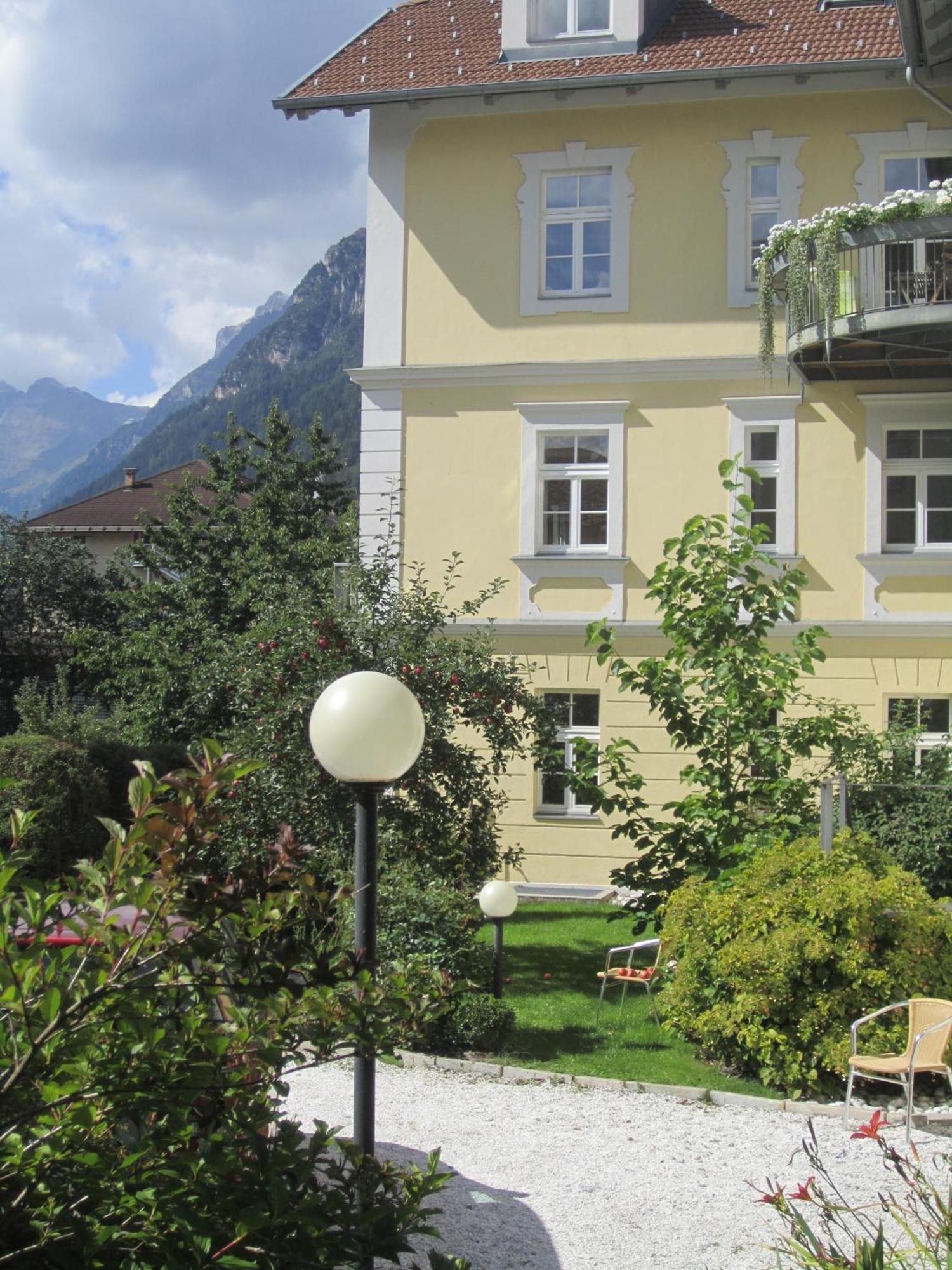 Residence Zum Theater Colle Isarco Exterior photo