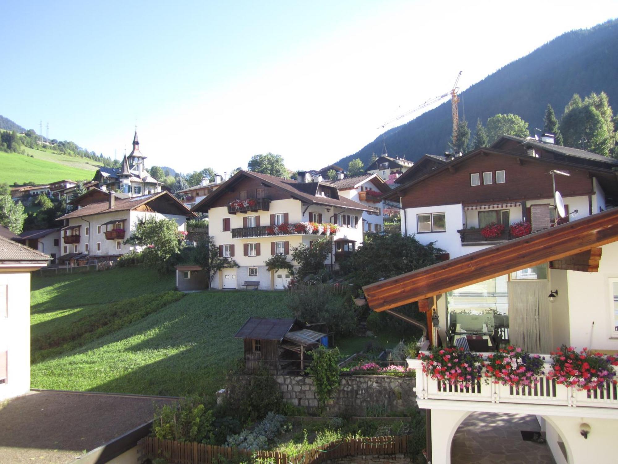 Residence Zum Theater Colle Isarco Exterior photo
